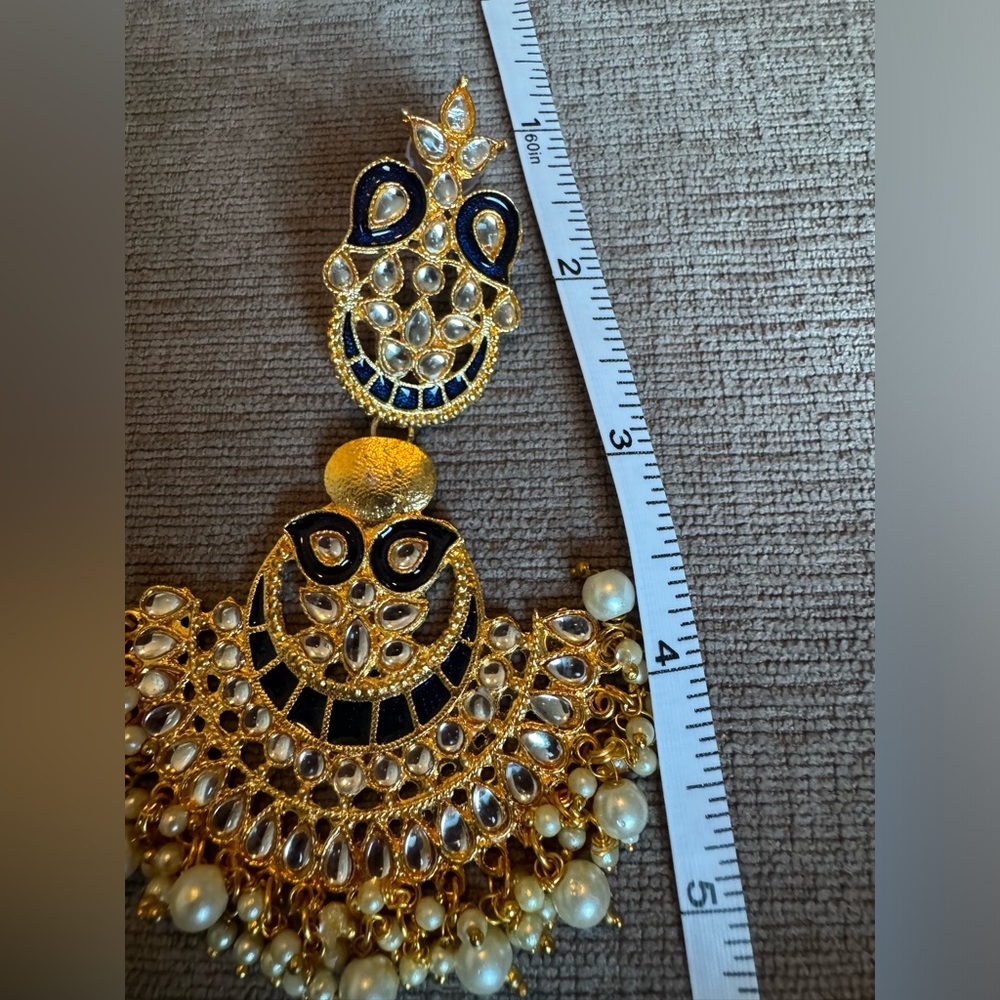 PEARL DROP MENA KARI INDIAN EARRINGS - Picture 4 of 5